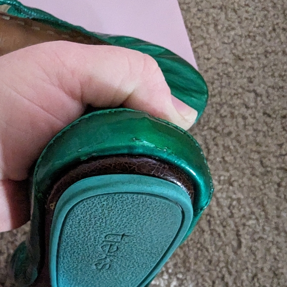 Tieks Emerald Patent size 7 - Picture 8 of 8